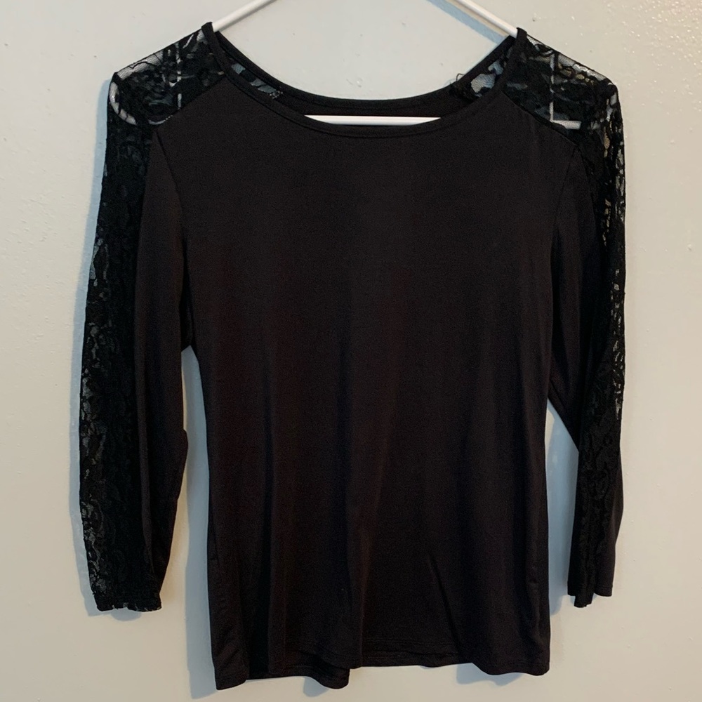 Black shirt